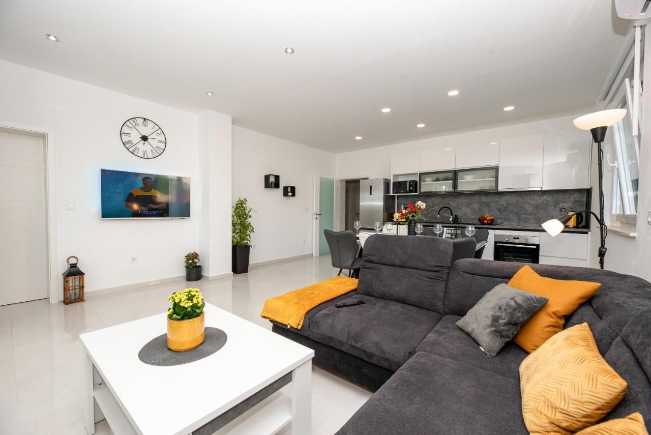 Villa Sportiva Zadar With Private Heated Pool Ngoại thất bức ảnh