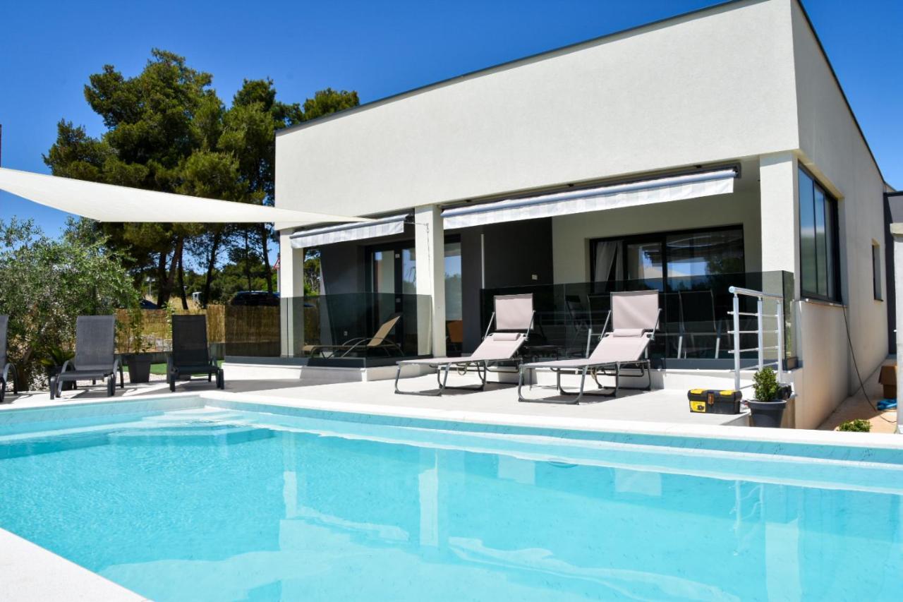 Villa Sportiva Zadar With Private Heated Pool Ngoại thất bức ảnh